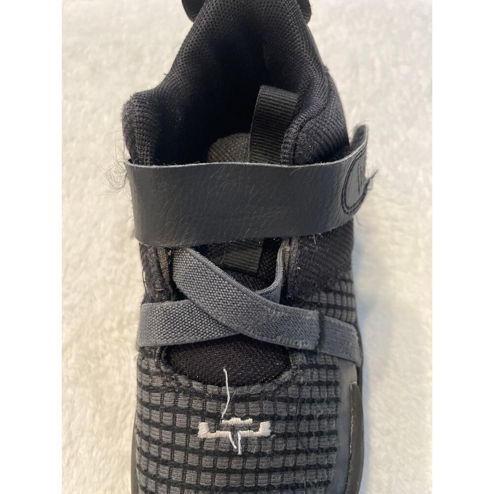 NIKE LeBron Witness 7 'Black Anthracite' DQ8647-004 Basketball Shoes Kids 12.5C - Picture 9 of 11